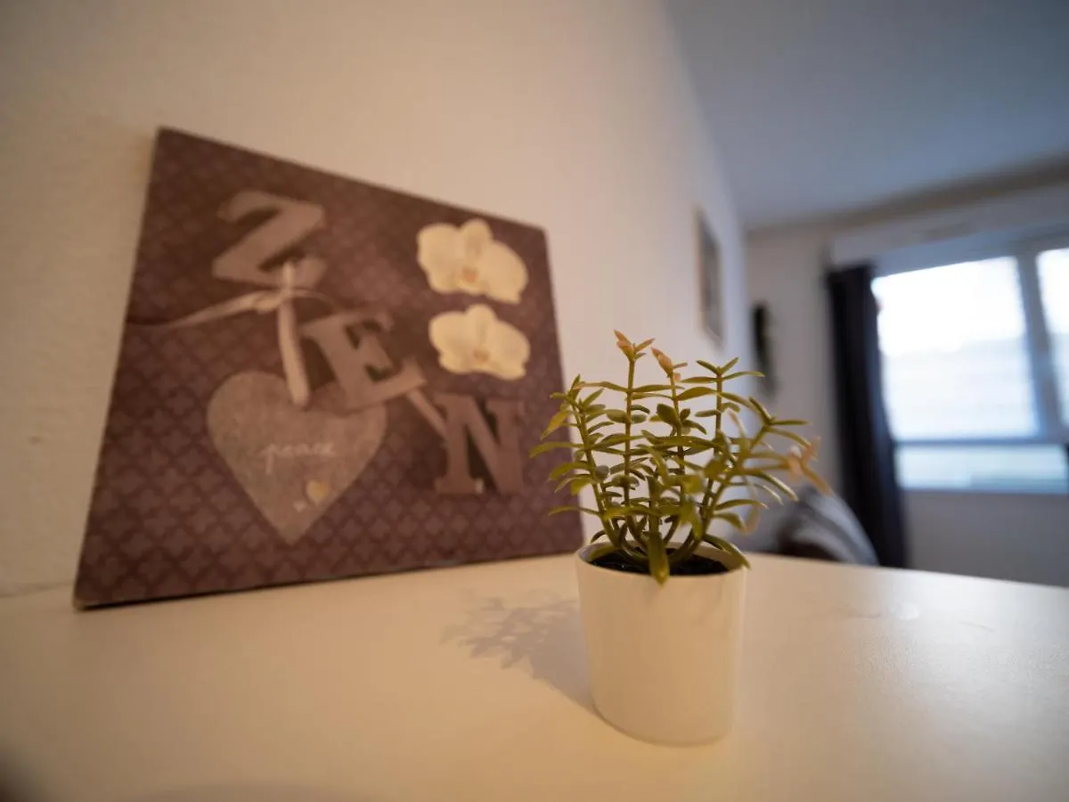 Appartement Tout Equipe Wifi A 6 Min St Charles Marsylia 0*,  Francja